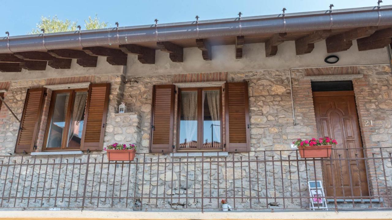 B&B La Corte And Home Restaurant - Free Parking - 10 Minutes To The Lake And Centre Como Zewnętrze zdjęcie