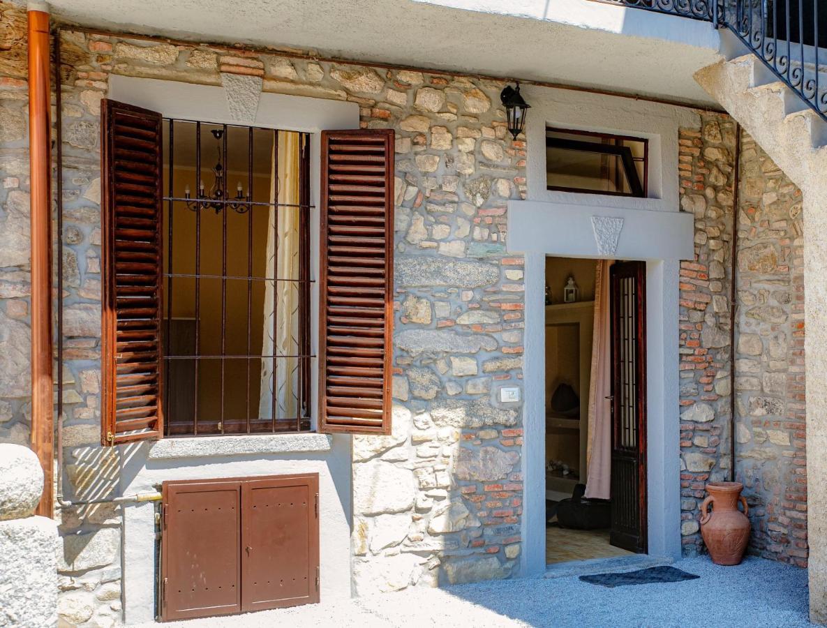 B&B La Corte And Home Restaurant - Free Parking - 10 Minutes To The Lake And Centre Como Zewnętrze zdjęcie
