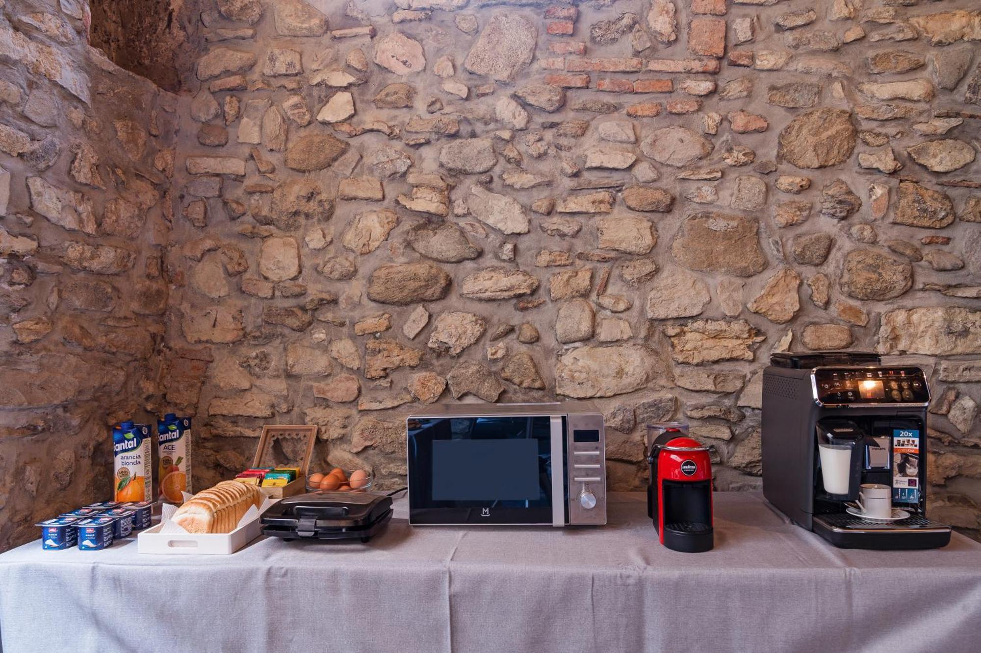 B&B La Corte And Home Restaurant - Free Parking - 10 Minutes To The Lake And Centre Como Zewnętrze zdjęcie