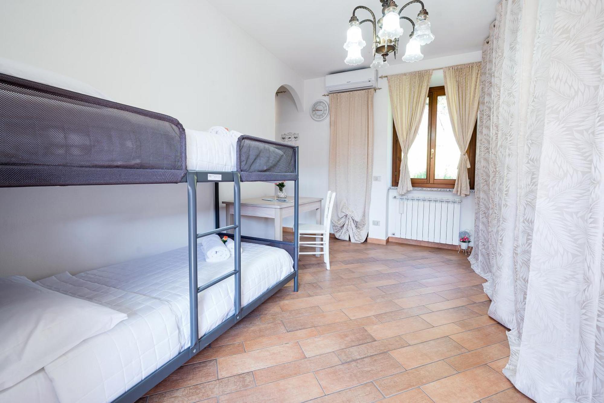 B&B La Corte And Home Restaurant - Free Parking - 10 Minutes To The Lake And Centre Como Zewnętrze zdjęcie