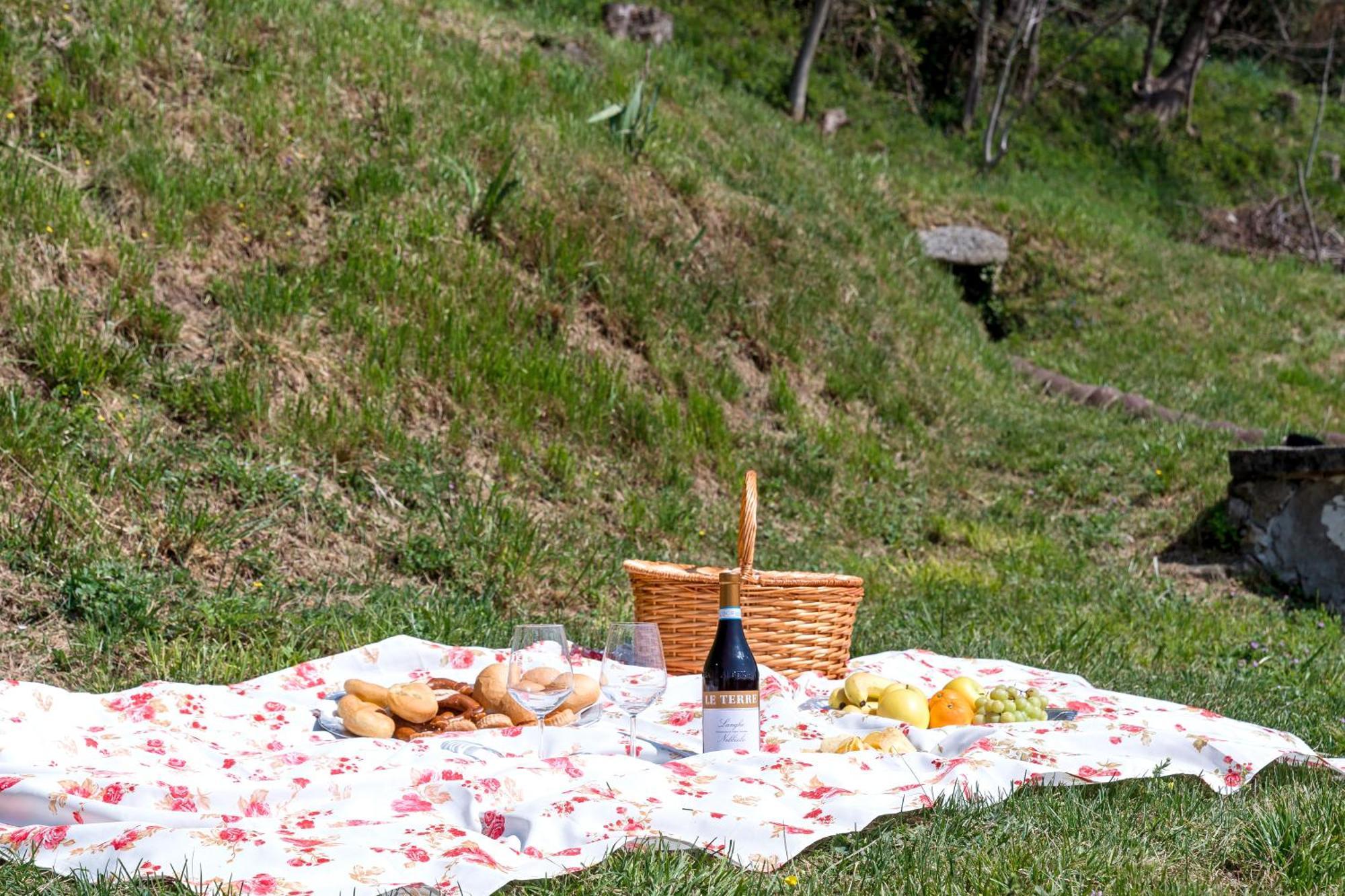 B&B La Corte And Home Restaurant - Free Parking - 10 Minutes To The Lake And Centre Como Zewnętrze zdjęcie